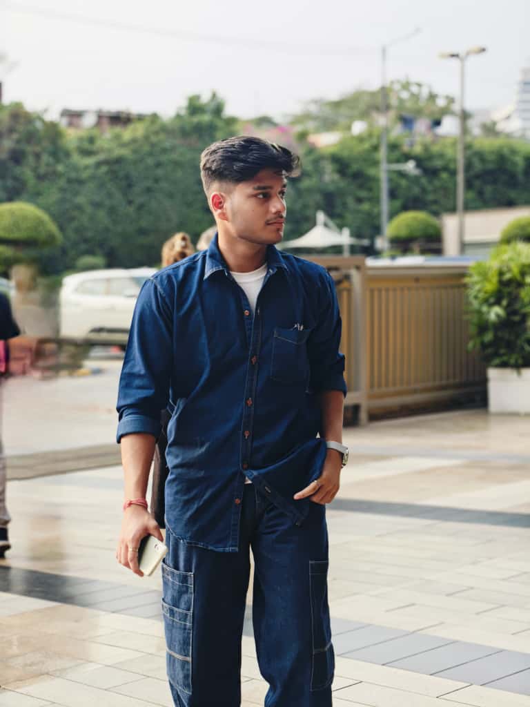About Hardik
